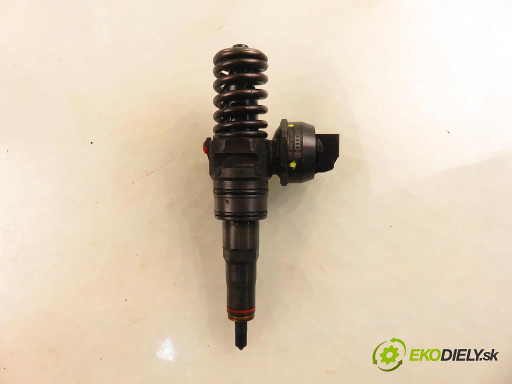 VW SHARAN (7M8, 7M9, 7M6) MINIVAN 2001 85,00 1.9 TDI PD 115 - AUY 1896,00 Vstrekovač 038130073BP ; 0414720314 (Vstrekovač paliva)