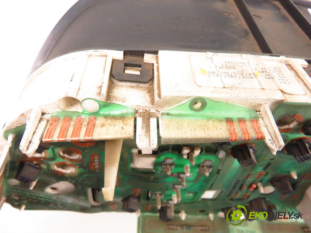 CITROEN JUMPY (U6U) FURGON 1998 0,00 1.9 TD - DHX (XUD9TF/BTF) 1905,00 Prístrojovka elektrický 1480111080