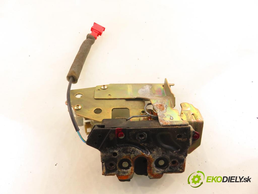 SEAT ALHAMBRA (7V8, 7V9) VAN 2005 96,00 1.9 TDI - ASZ 1896,00 zámok dverí kufor EL. 7M4827501D