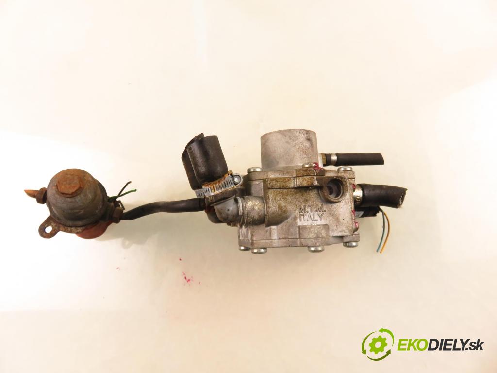 CHRYSLER VOYAGER IV (RG, RS) MINIVAN 2001 0,00 3.3 AWD - EGA 3301,00 reduktor Výparník LPG 67R010016