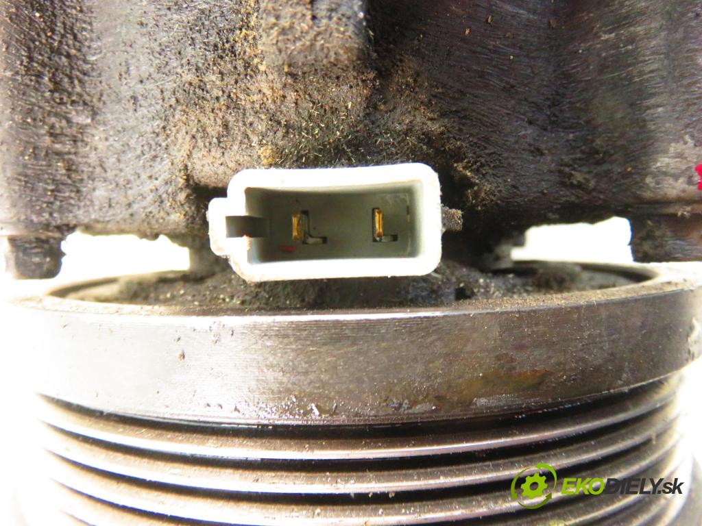 MAZDA TRIBUTE (EP) SUV 2001 0,00 3.0 V6 AWD - AJ 2967,00 KOMPRESOR: klimatizace  (Kompresor klimatizace)