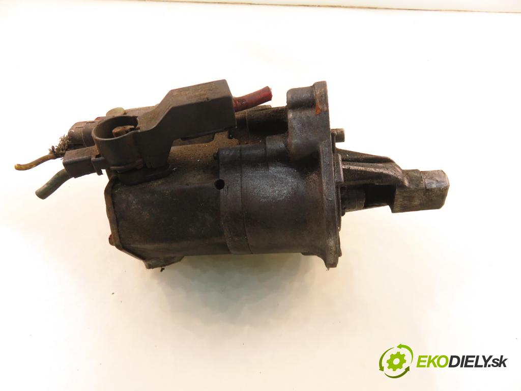 CHRYSLER VOYAGER IV (RG, RS) MINIVAN 2001 0,00 3.3 AWD - EGA 3301,00 startér 04686045AC ; 22800096890 (Startér)