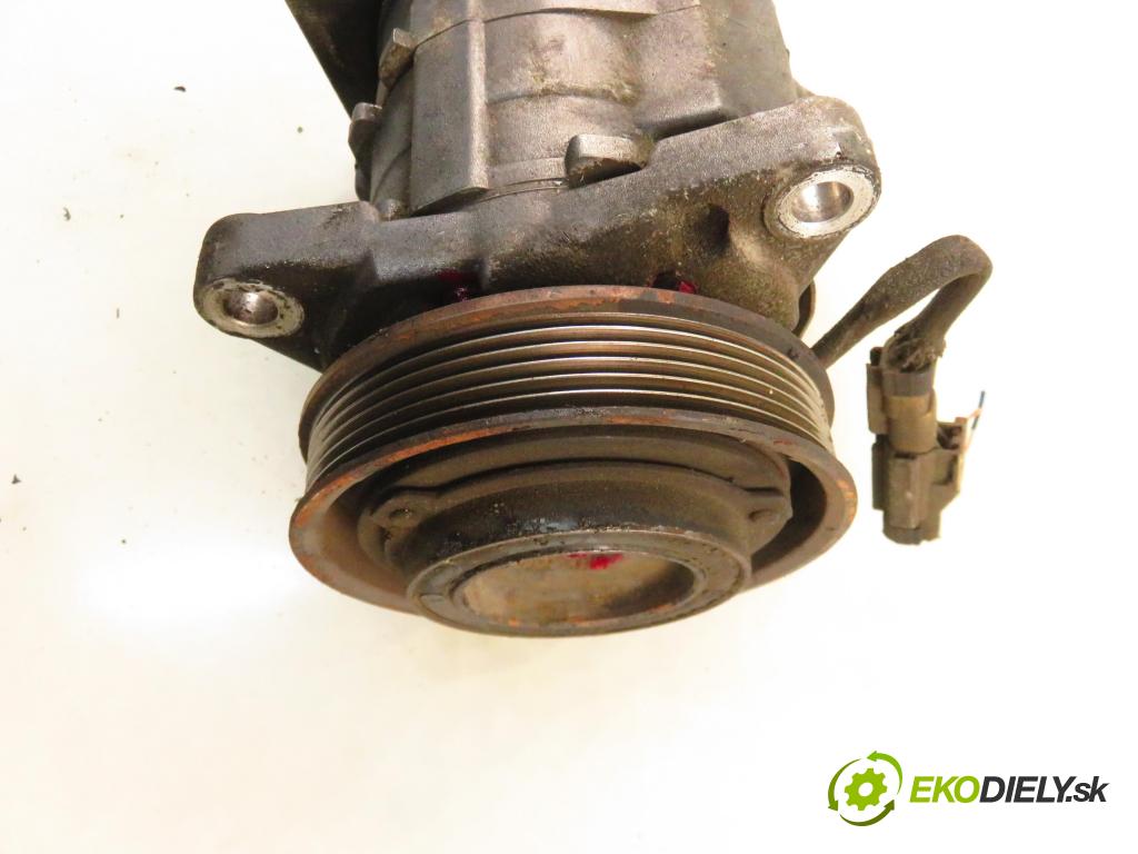 CHRYSLER VOYAGER IV (RG, RS) MINIVAN 2001 0,00 3.3 AWD - EGA 3301,00 KOMPRESOR: klimatizace (Kompresor klimatizace)