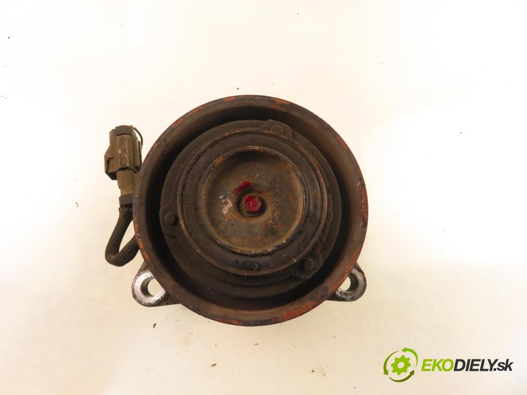 CHRYSLER VOYAGER IV (RG, RS) MINIVAN 2001 0,00 3.3 AWD - EGA 3301,00 KOMPRESOR: klimatizace (Kompresor klimatizace)