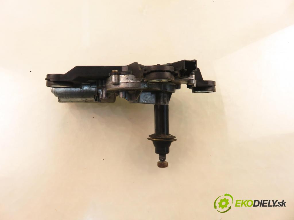 FORD MONDEO IV Turnier (BA7) KOMBI 2007 103,00 2.0 TDCi - QXBA 1997,00 Motorček stierače zadné 0390201823 ; 3M51R17K441AE