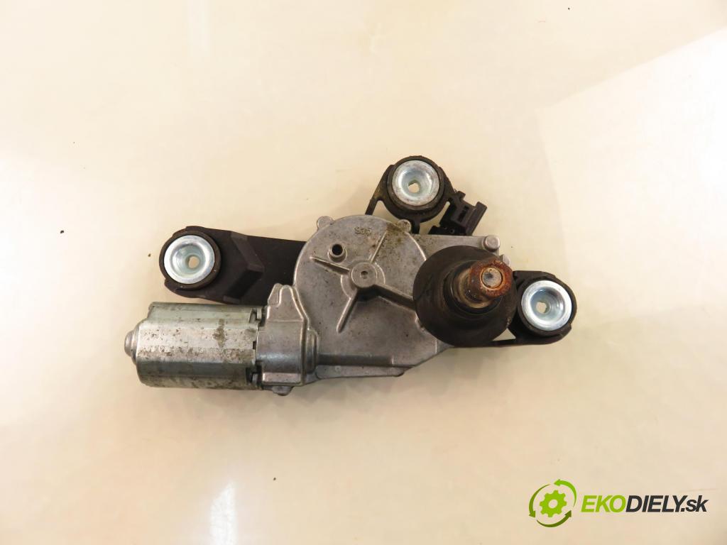 FORD MONDEO IV Turnier (BA7) KOMBI 2007 103,00 2.0 TDCi - QXBA 1997,00 Motorček stierače zadné 0390201823 ; 3M51R17K441AE