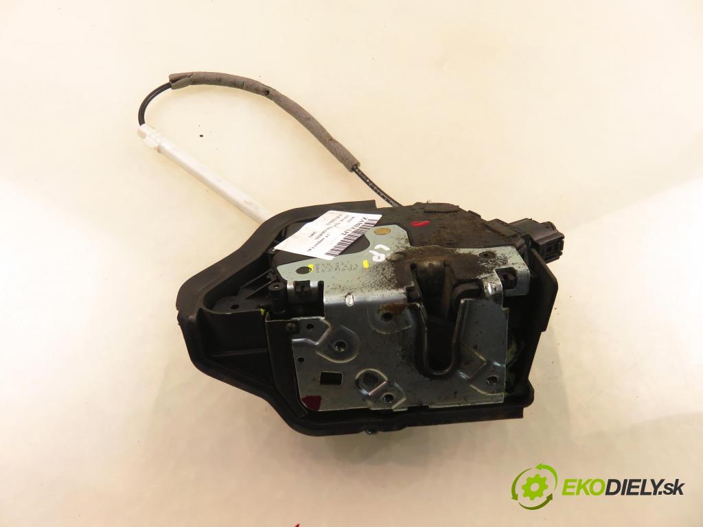 BMW 3 Compact (E46) COMPACT 2002 110,00 320 td 150 - M47 D20 (204D4) 1995,00 zámok 8253431