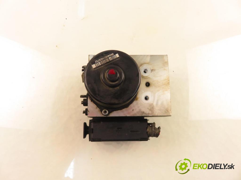 SEAT ALHAMBRA (7V8, 7V9) VAN 2005 96,00 1.9 TDI - ASZ 1896,00 Pumpa ABS 7M3907379E ; 10092503063 (Pumpa ABS)