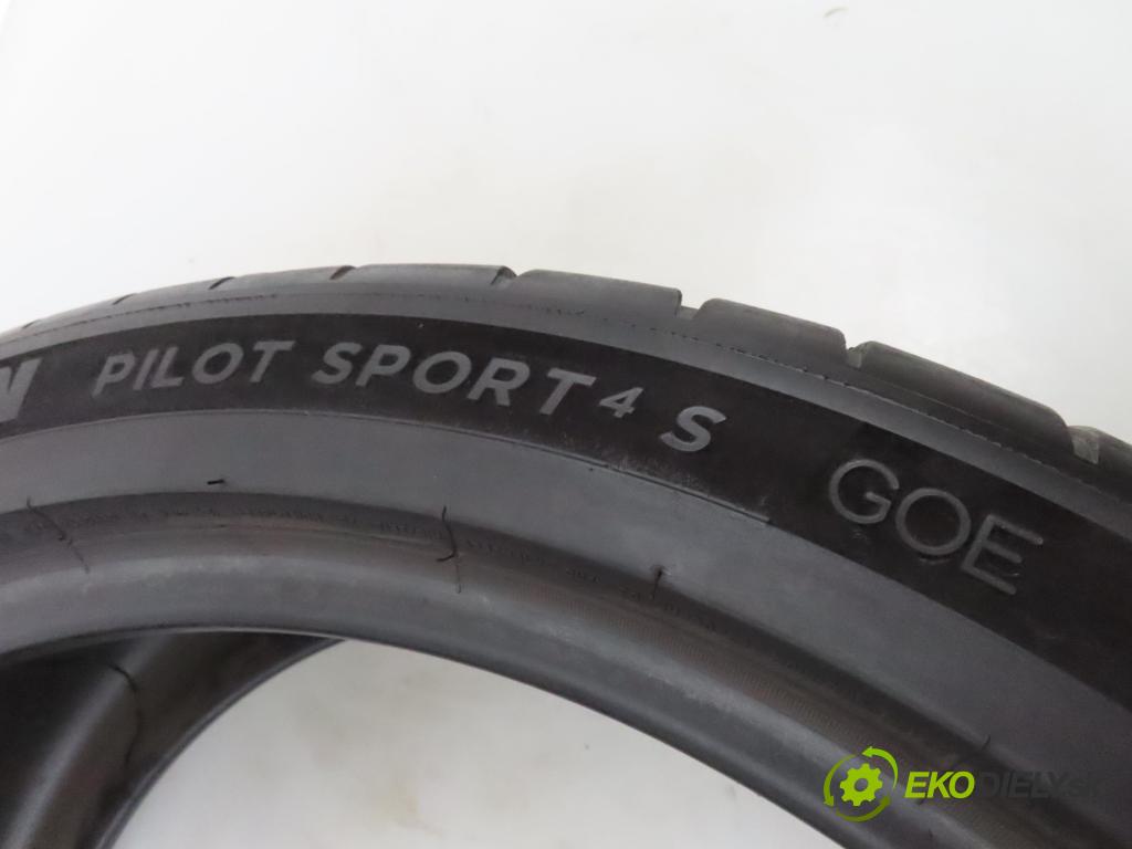    2019    PNEUMATIKY: / PNEUMATIKY: LÉTO 