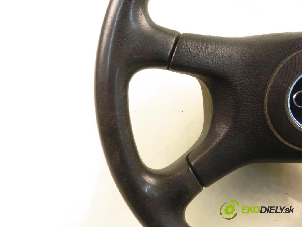 AUDI 80 (8C, B4) SEDAN 1993 66,00 1.9 TDI - 1Z 1896,00 Volant 893419660 ; 8A0951525C (Volant)