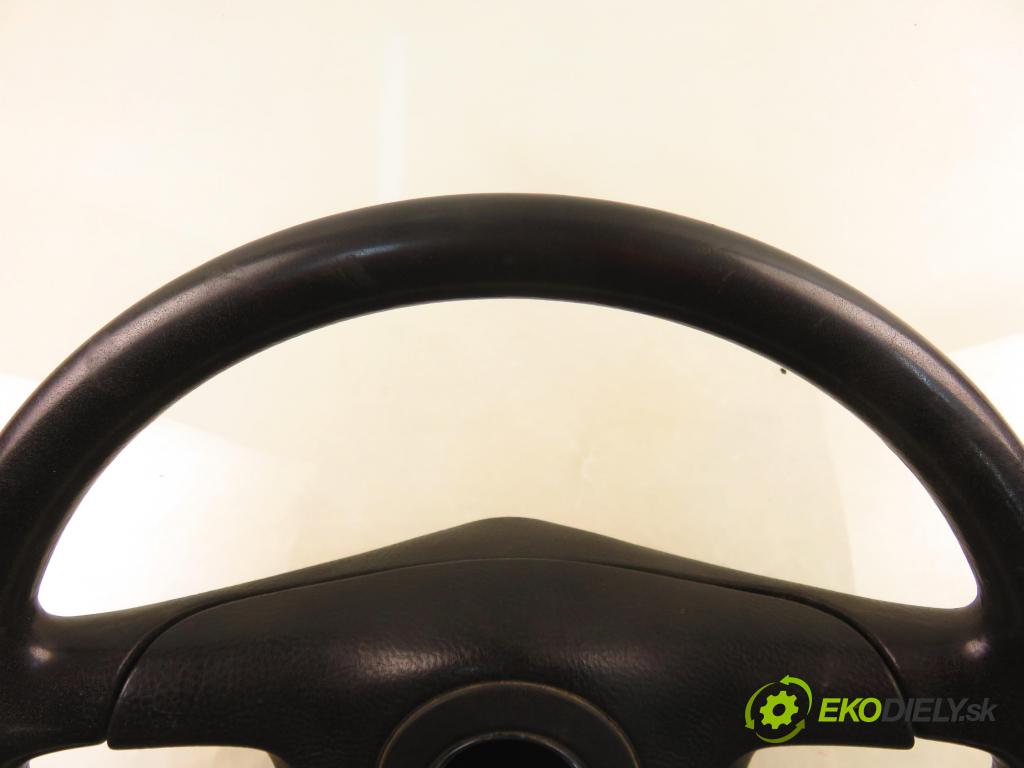 AUDI 80 (8C, B4) SEDAN 1993 66,00 1.9 TDI - 1Z 1896,00 Volant 893419660 ; 8A0951525C (Volant)