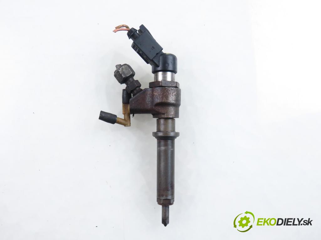 PEUGEOT PARTNER Skrzynia (5_, G_) FURGON 2006 66,00 2.0 HDi - RHY (DW10TD) 1997,00 vstrekovač 9654551080 (Vstrekovač paliva)