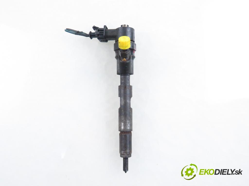 CHRYSLER VOYAGER IV (RG, RS) MINIVAN 2002 105,00 2.5 CRD 143 - ENJ 2499,00 vstrekovač 0445110059 (Vstrekovač paliva)