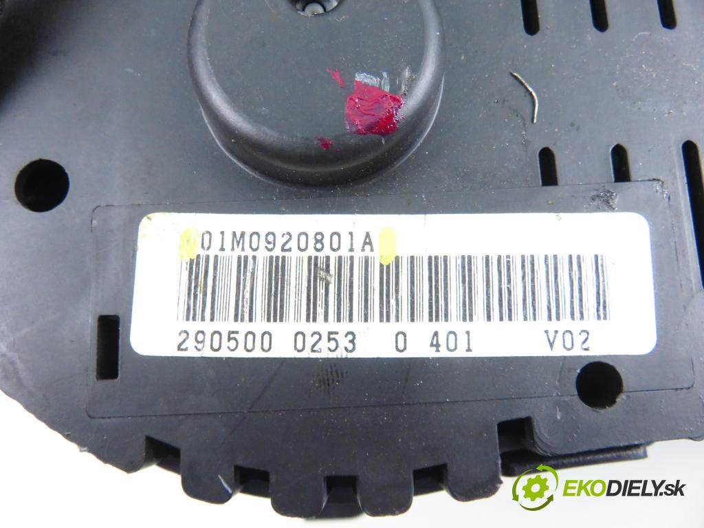SEAT LEON (1M1) HB 2000 74,00 1.6 - AKL 1595,00 Prístrojovka elektrický 1M0920801A