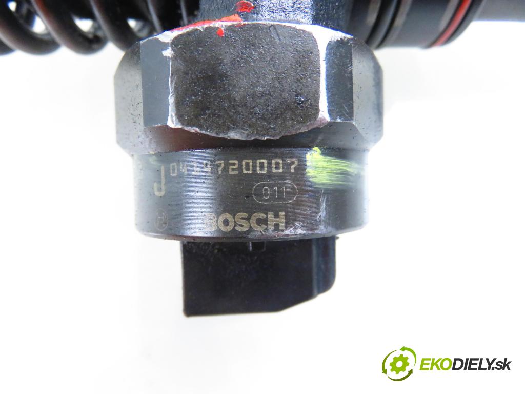 VW GOLF IV (1J1) HB 1999 85,00 1.9 TDI - AUY 1896,00 Vstrekovač 038130073F ; 0414720007 (Vstrekovač paliva)