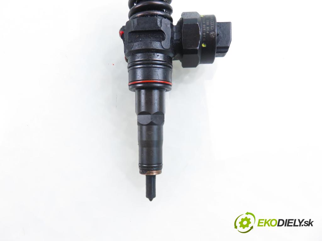 VW GOLF IV (1J1) HB 1999 85,00 1.9 TDI - AUY 1896,00 Vstrekovač 038130073F ; 0414720007 (Vstrekovač paliva)