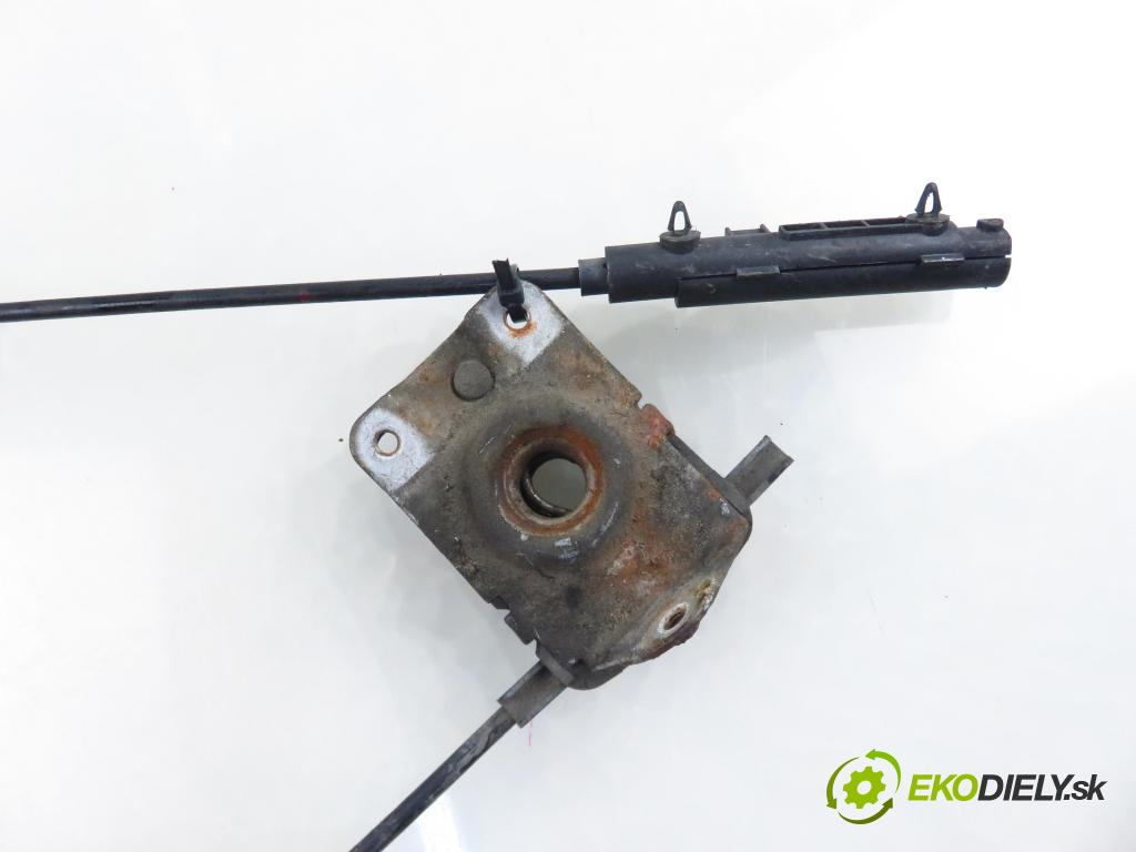 BMW 3 Compact (E46) COMPACT 2002 110,00 320 td 150 - M47 D20 (204D4) 1995,00 zámok kapoty