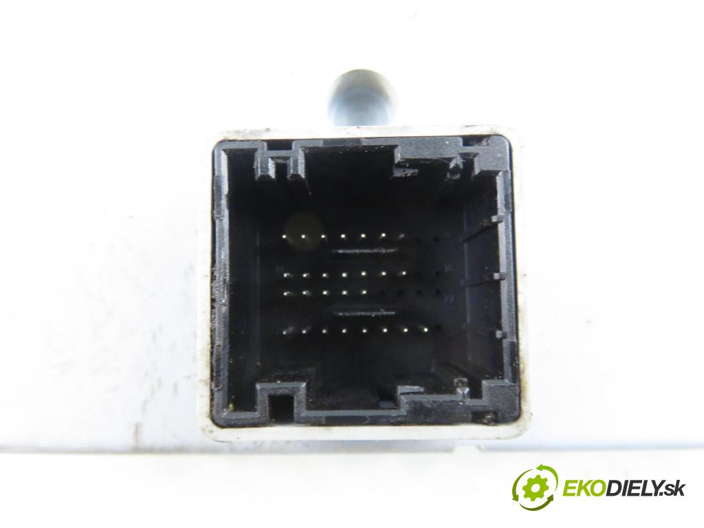 FIAT DOBLO nadwozie wielkoprzestrzenne (MPV) (119_, 223_) KOMBIVAN 2003 74,00 1.9 JTD (223AXE1A) - 223 B2.000 1910,00 MODUL BSI 46812231