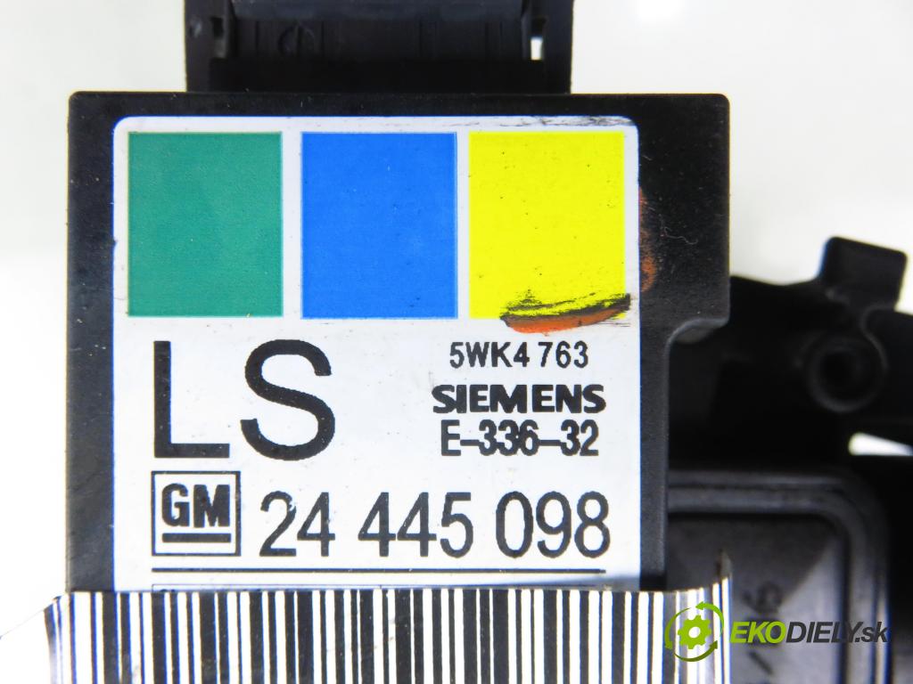 OPEL ASTRA G Kombi (T98) KOMBI 2006 59,00 1.7 CDTI - Z 17 DTL 1686,00 spinačka 24445098 ; 5WK4763 (Spínacia skrinka)