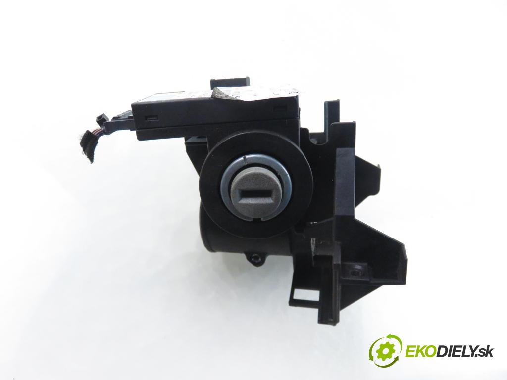 OPEL ASTRA G Kombi (T98) KOMBI 2006 59,00 1.7 CDTI - Z 17 DTL 1686,00 spinačka 24445098 ; 5WK4763 (Spínacia skrinka)