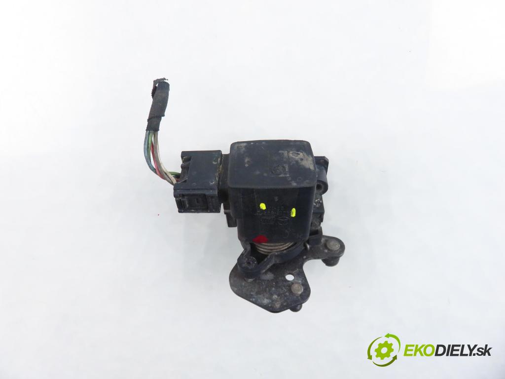 MERCEDES-BENZ KLASA M (W163) SUV 2000 160,00 ML 320 (163.154) - M 112.942 3199,00 Potenciometer plynu 0125423317 (Potenciometer plynového pedálu)