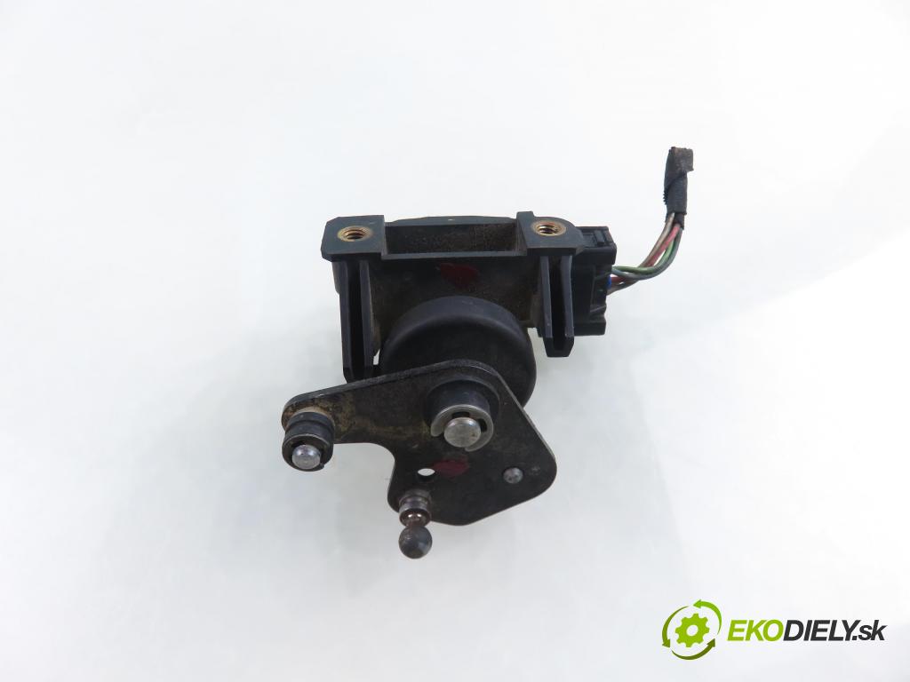 MERCEDES-BENZ KLASA M (W163) SUV 2000 160,00 ML 320 (163.154) - M 112.942 3199,00 Potenciometer plynu 0125423317 (Potenciometer plynového pedálu)