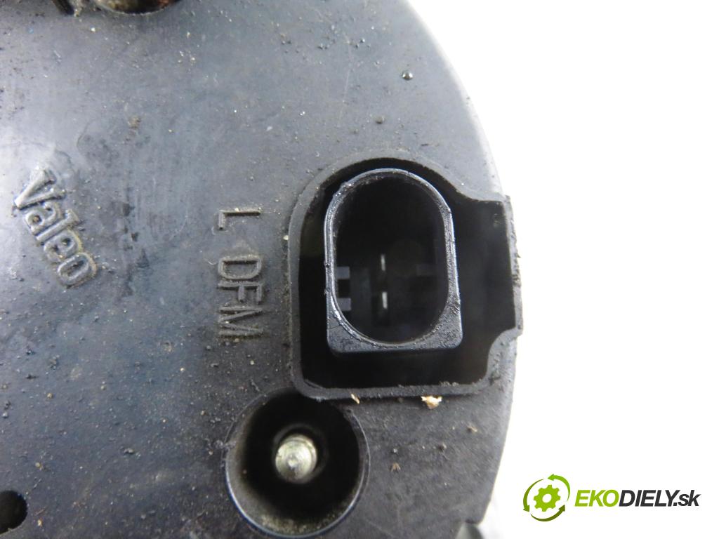 BMW 3 (E46) SEDAN 2000 100,00 320 d 136 - M47 D20 (204D1) 1951,00 Alternátor  (Alternátor)