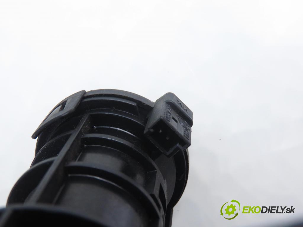 FIAT IDEA (350_) HB 2004 70,00 1.4 16V 95 - 843 A1.000 1368,00 spinačka 00467601520 (Spínacia skrinka)