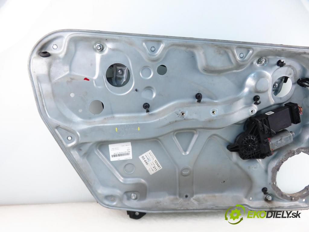 VW PASSAT B5.5 Variant (3B6) KOMBI 2001 96,00 1.9 TDI - AWX 1896,00 Mechanizmus okien 3B4837755D