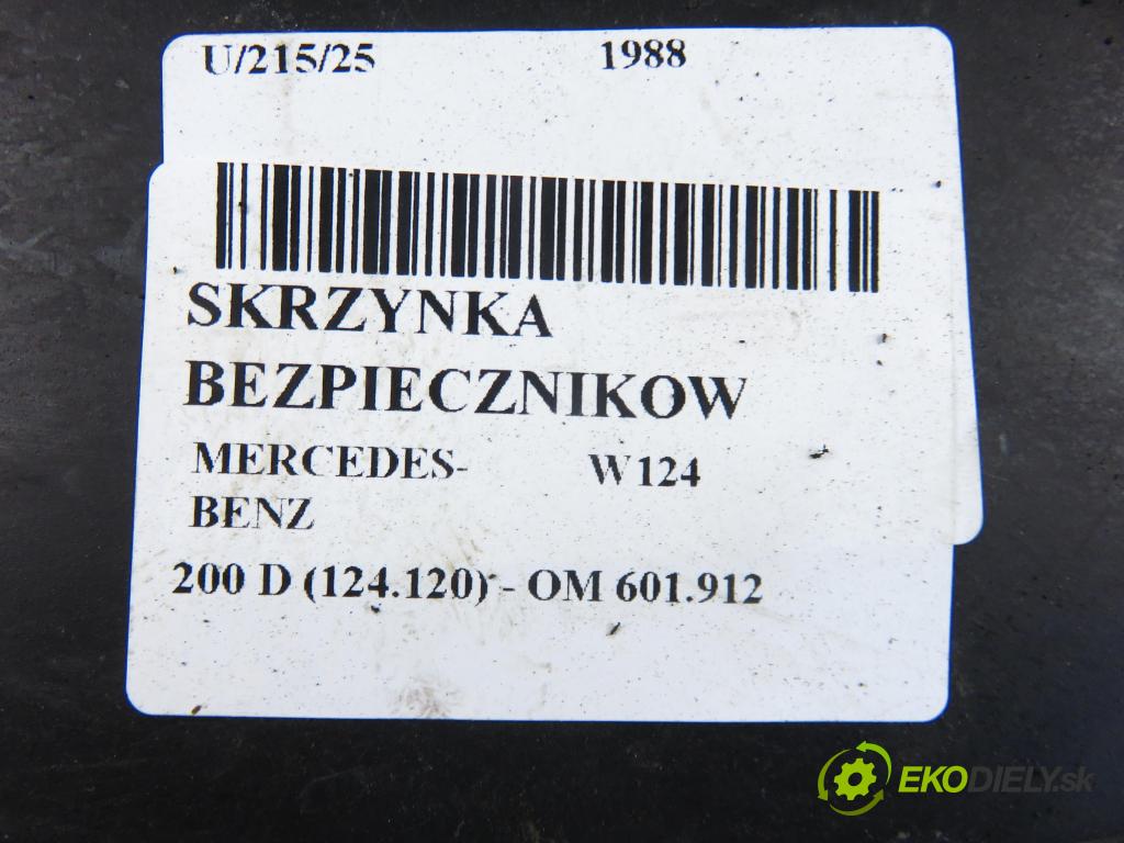 MERCEDES-BENZ Sedan (W124) SEDAN 1988 53,00 200 D (124.120) 72 - OM 601.912 1997,00 Skrinka POJISTKY: 