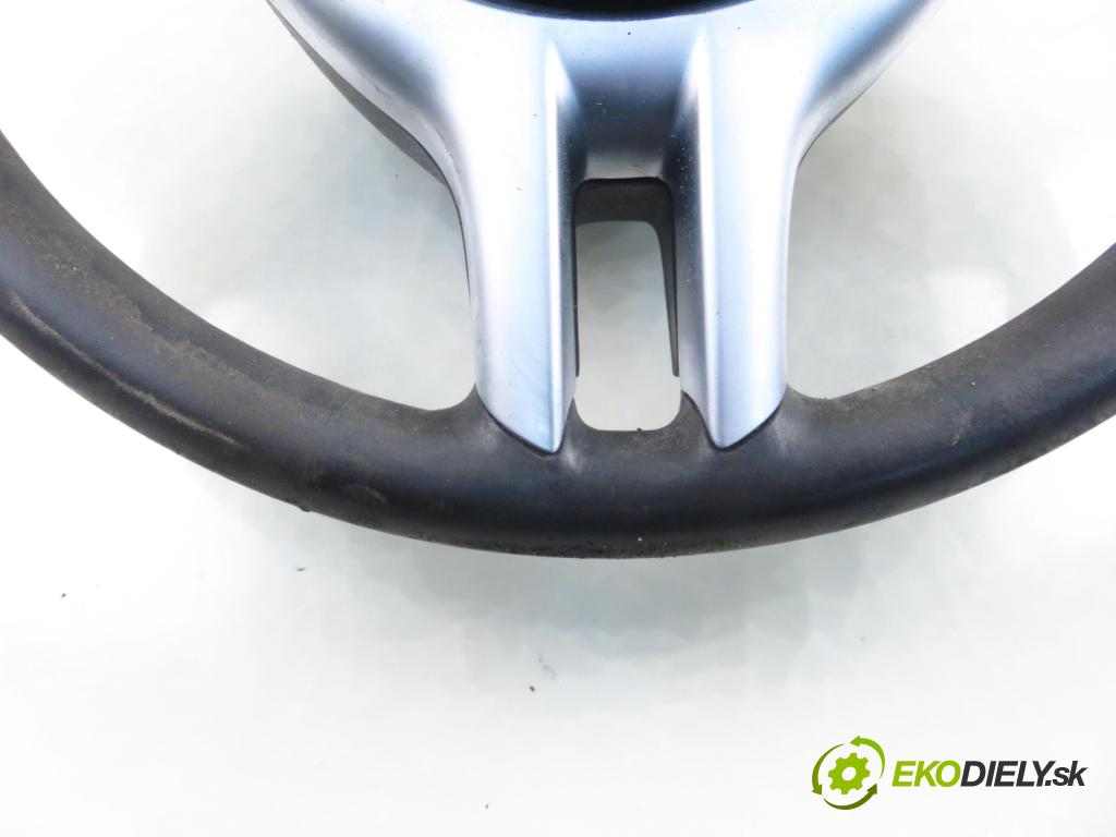 BMW 3 (E46) SEDAN 2000 100,00 320 d 136 - M47 D20 (204D1) 1951,00 Volant  (Volant)