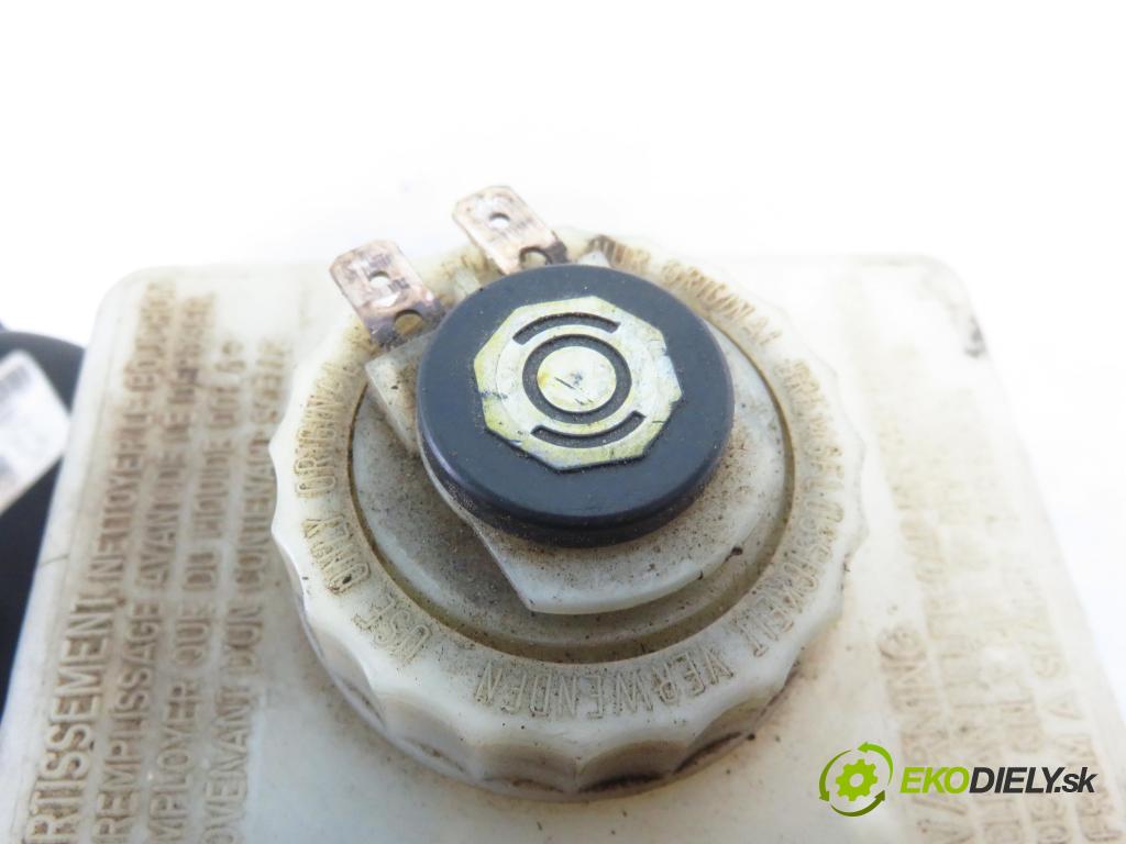 MERCEDES-BENZ KLASA M (W163) SUV 2000 160,00 ML 320 (163.154) - M 112.942 3199,00 Posilovač 03785817004 (Servočerpadlo)