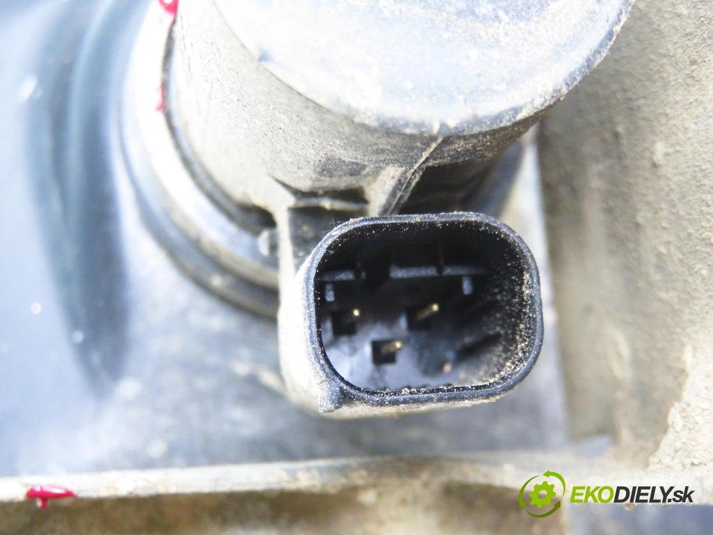 MERCEDES-BENZ KLASA M (W163) SUV 2000 160,00 ML 320 (163.154) - M 112.942 3199,00 Posilovač 03785817004 (Servočerpadlo)