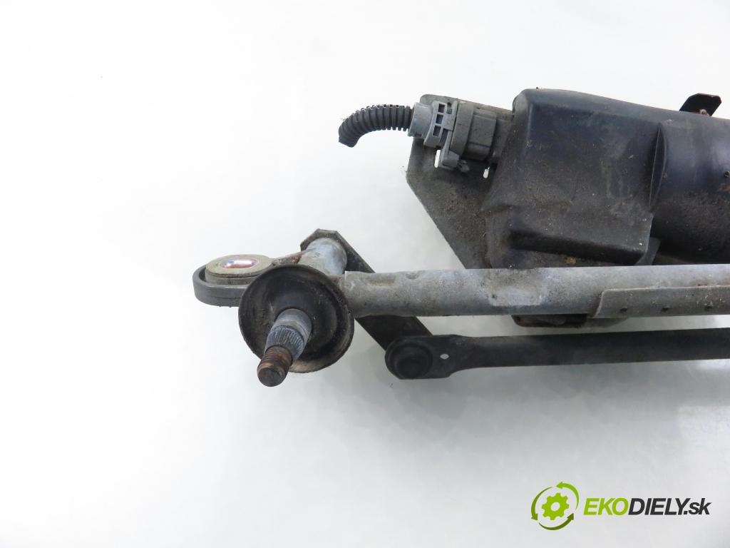 RENAULT SCENIC I (JA0/1_) CROSSOVER 2001 102,00 2.0 16V RX4 139 - F4R 744 1998,00 Motorček stieračov 3397020398