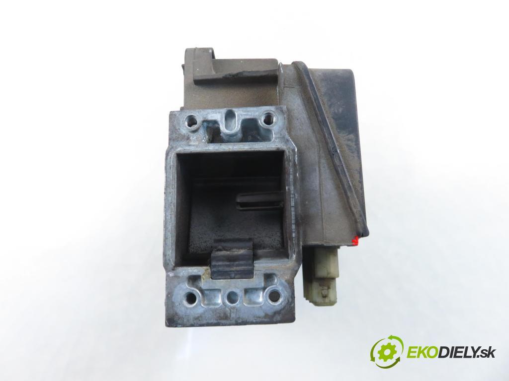 AUDI 80 (8C, B4) SEDAN 1992 66,00 1.9 TDI - 1Z 1896,00 váha vzduchu vzduchu 0281002072 ; 028906301