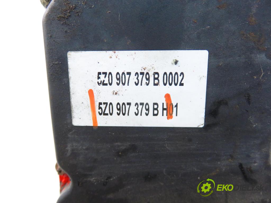 VW FOX (5Z1, 5Z3) HB 2006 55,00 1.4 - BKR 1390,00 Pumpa ABS 5Z0907379B ; 0265950427 (Pumpa ABS)