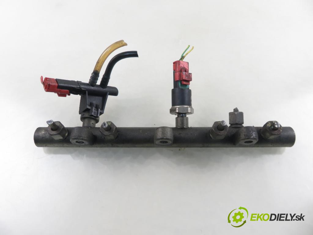 CITROEN XSARA (N1) LIFTBACK 2003 66,00 2.0 HDi 90 - RHY (DW10TD) 1997,00 Lišta vstrekovacia 5WS40002 ; 5WS40006 (Vstrekovacia lišta)