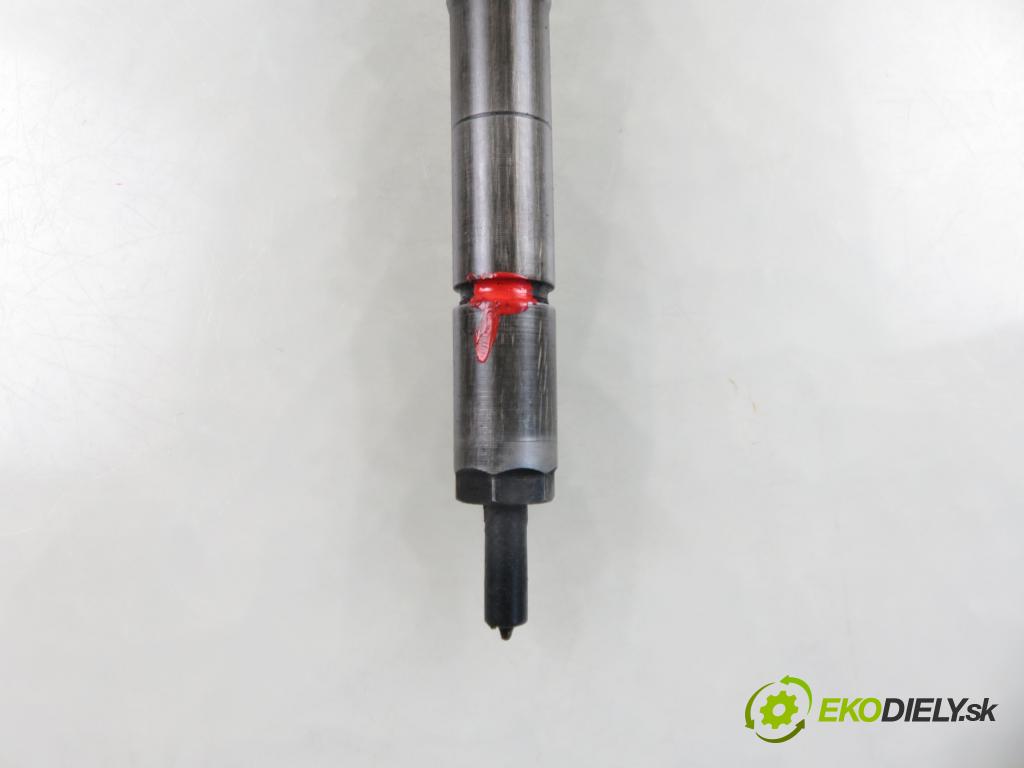 FORD FOCUS II (DA_, HCP) KOMBI 2006 80,00 1.6 TDCi - G8DB 1560,00 vstrekovač 0445110259 (Vstrekovač paliva)