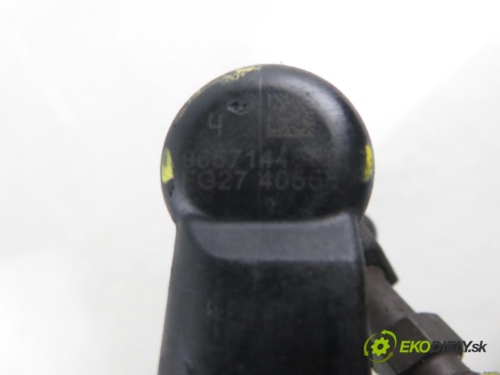 CITROEN C5 II (RC_) LIFTBACK 2006 100,00 2.0 HDi 136 - RHR (DW10BTED4) 1997,00 vstrekovač 9657144580 (Vstrekovač paliva)