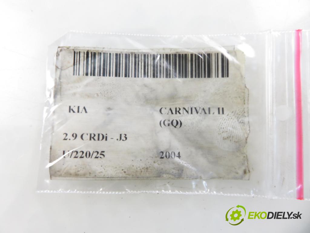 KIA CARNIVAL II (GQ) MINIVAN 2004 106,00 2.9 CRDi - J3 2902,00 vstrekovač EJBR02301Z ; 338004X500 (Vstrekovač paliva)