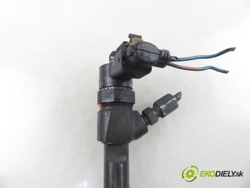 OPEL ASTRA H Kombi (A04) KOMBI 2006 110,00 1.9 CDTI - Z 19 DTH 1910,00 vstrekovač 0445110159 (Vstrekovač paliva)