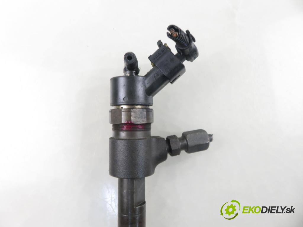 FIAT SEDICI (189_) CROSSOVER 2006 88,00 1.9 D Multijet 120 4x4 - D19AA 1910,00 vstrekovač 0445110276 (Vstrekovač paliva)