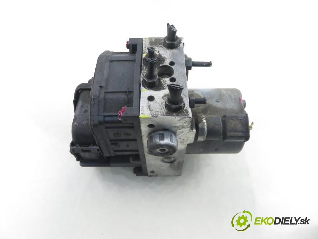 AUDI A4 Avant (8E5, B6) KOMBI 2004 140,00 1.8 T quattro - BEX 1781,00 Pumpa ABS 0265950012 ; 8E0614517A ; 0265225045 (Pumpa ABS)