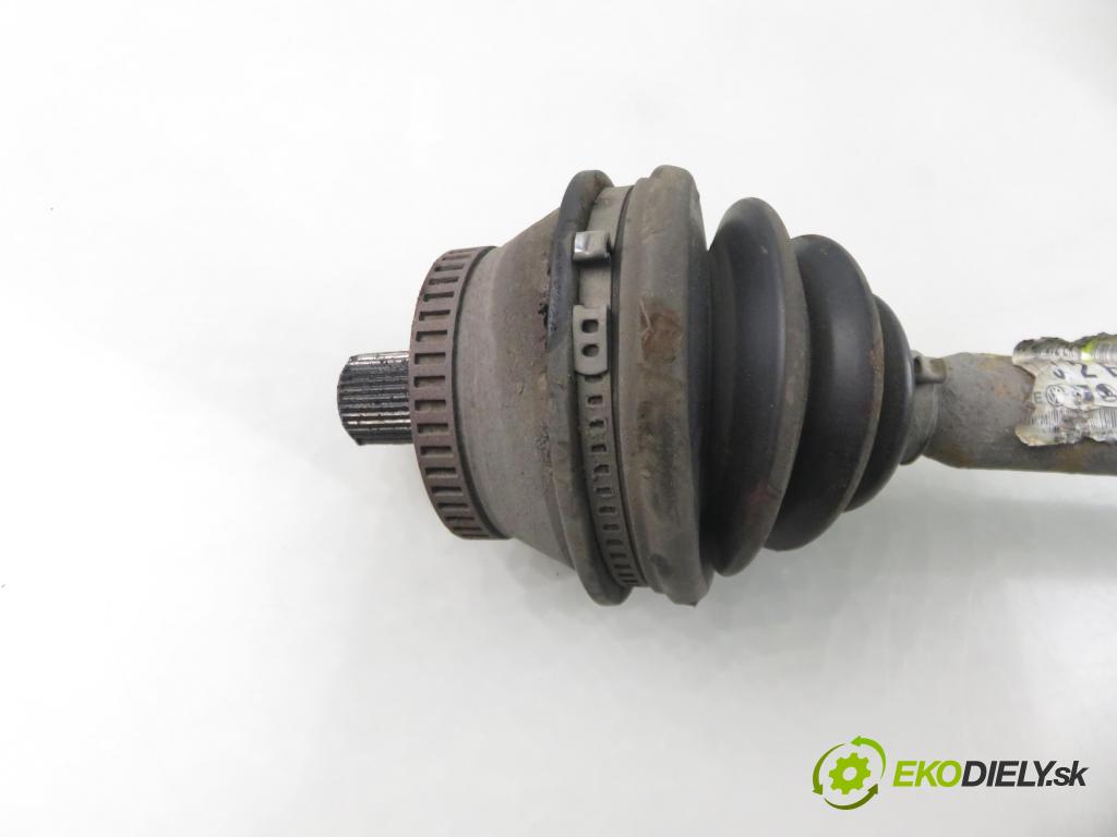 VW PASSAT B5.5 Variant (3B6) KOMBI 2002 74,00 1.9 TDI PD 101 - AVB 1896,00 Poloos PP 8D0407272EK