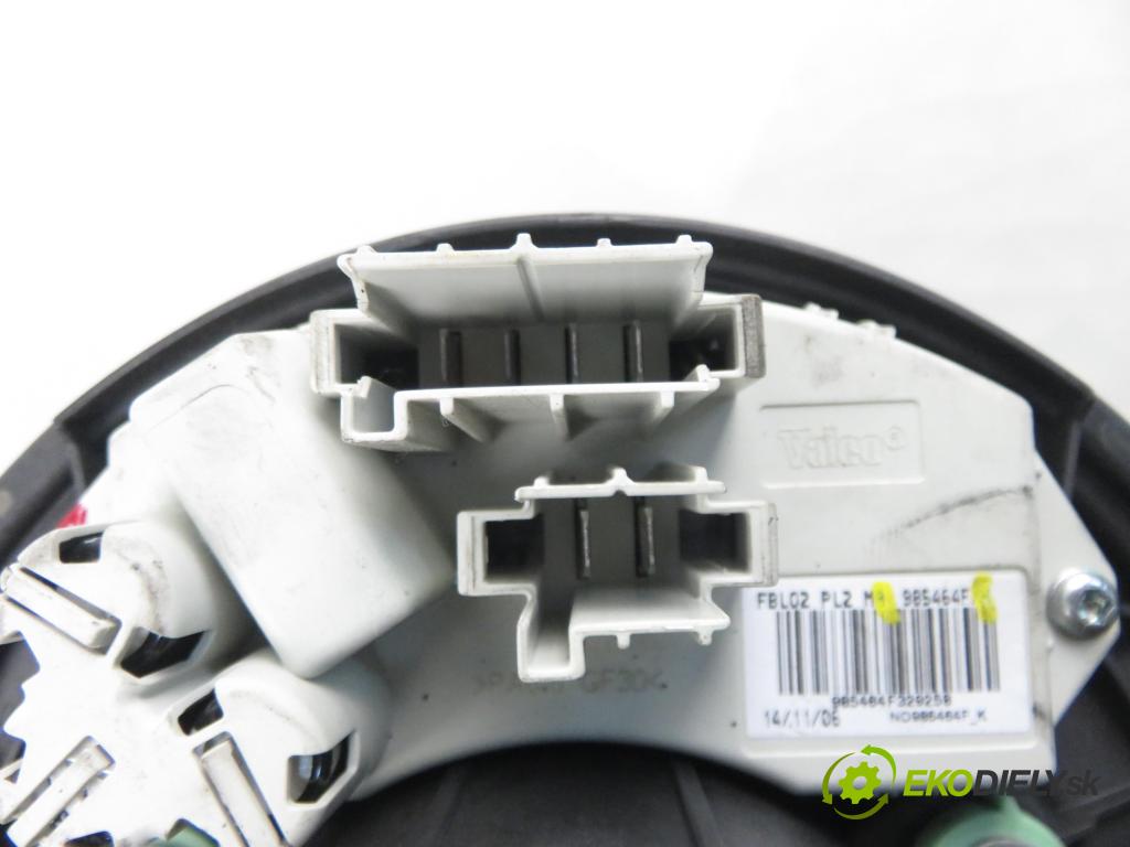 BMW 3 (E90) SEDAN 2006 120,00 2.0 320 d 163 1995,00 Ventilátor vetráku 982428F ; 985464F