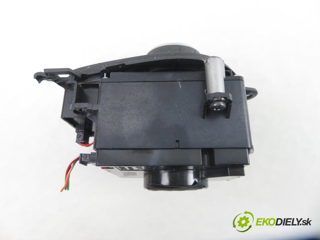 BMW 3 (E90) SEDAN 2006 120,00 2.0 320 d 163 1995,00 Panel ovládania IDRIVE 912202701