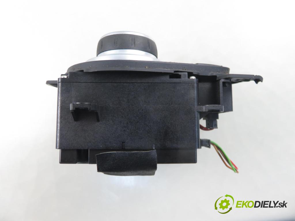 BMW 3 (E90) SEDAN 2006 120,00 2.0 320 d 163 1995,00 Panel ovládania IDRIVE 912202701