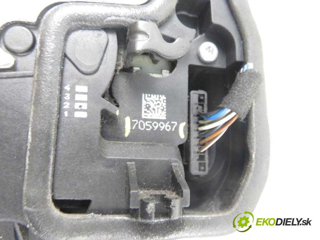 BMW 3 (E90) SEDAN 2006 120,00 2.0 320 d 163 1995,00 zámok 7059967