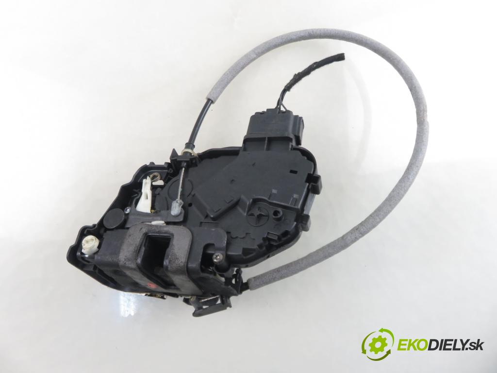 FORD S-MAX (WA6) MINIVAN 2008 129,00 2.2 TDCi - Q4WA 2179,00 zámok 6M2AR26413EC