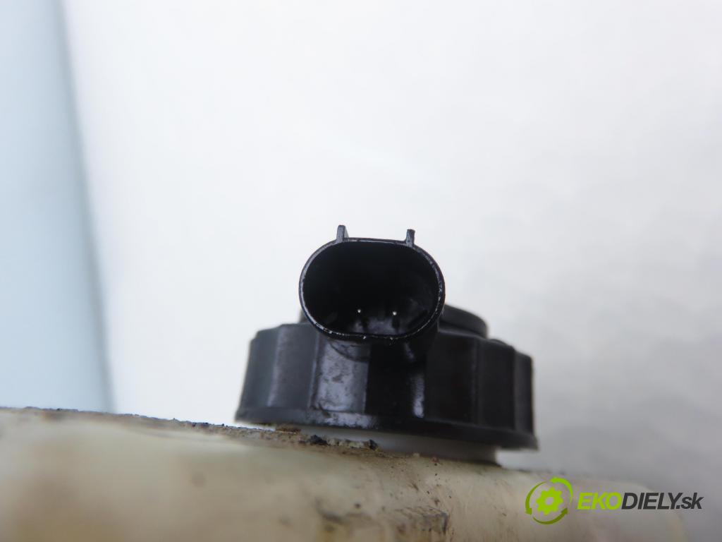 BMW 3 (E90) SEDAN 2006 120,00 2.0 320 d 163 1995,00 posilovač 6764125 (Servočerpadlo)